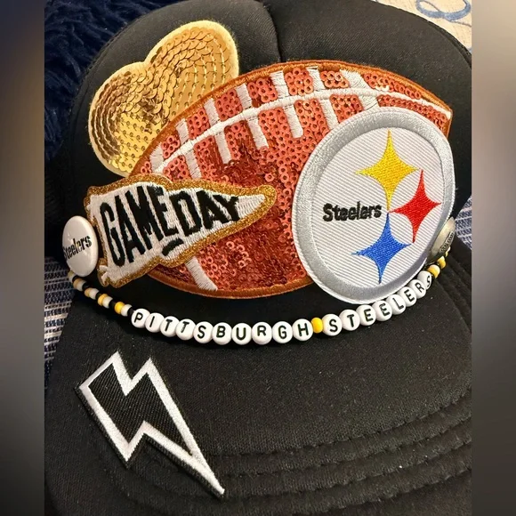 NFL Pittsburgh Steelers playoff game day ready trucker hat NWOT