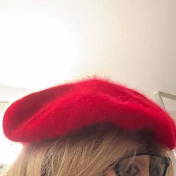 Parkhurst cherry red knit Beret  or Tam hat made in Canada  NWOT