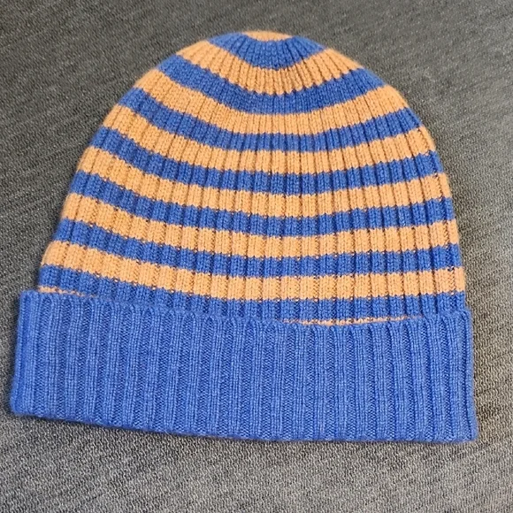 NWOT, Striped Blue and Tan Cashmere Nepal Unisex  Beanie OS