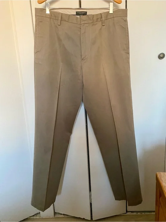 BANANA REPUBLIC Gavin Men's Relaxed Straight Chinos Size 36 x 34 Office Preppy