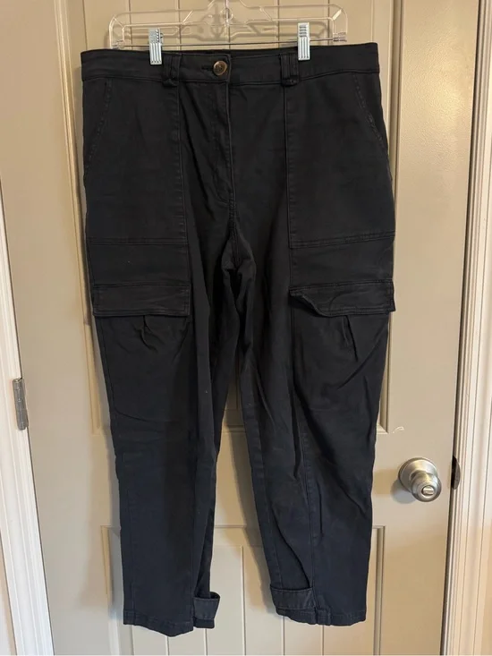 H&M Black Cargo Pants with Flap Pockets