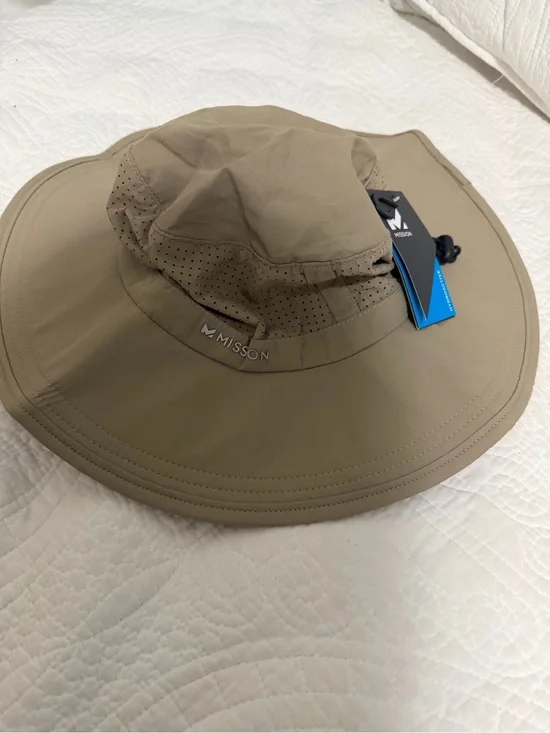 MISSON Unisex Wide Brim Sun Hat in Tan