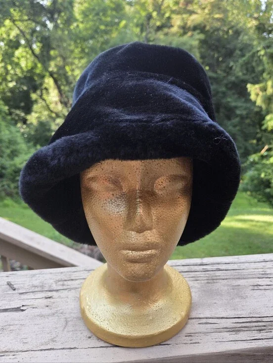 Plush Faux Fur Bucket Hat - Women's Accessory