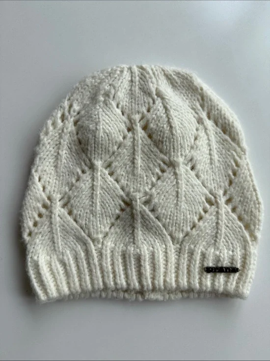 Prana off white knit beanie OS