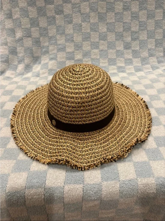 Steve Madden Two-Tone Straw Sun Hat with Black Band