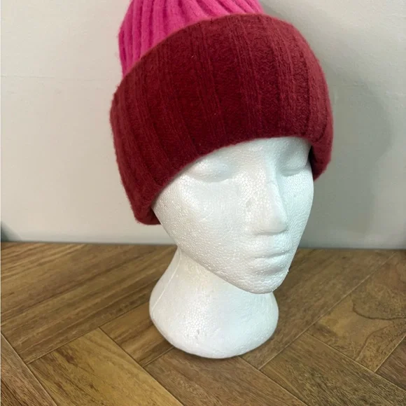 On 34th Chic Pink and Red Knit Womens Beanie Hat