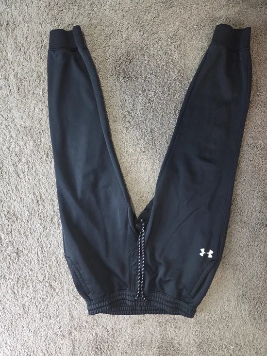 Under Armour Black Fleece-Lined Athletic Pants