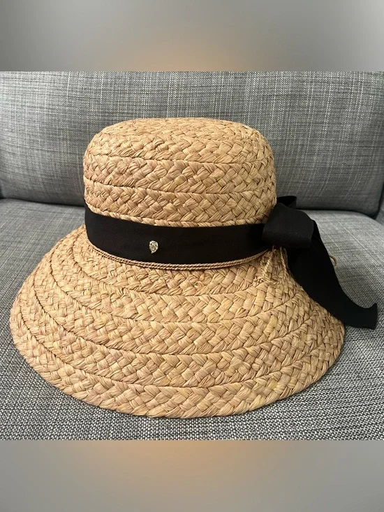 Helen Kaminski Classic 5 Raffia Hat with Black Ribbon