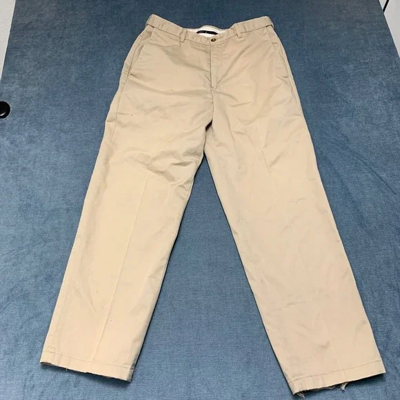 Haggar Chino Pants Mens 34x29 Khaki Relaxed Select No Iron Cotton Straight Leg