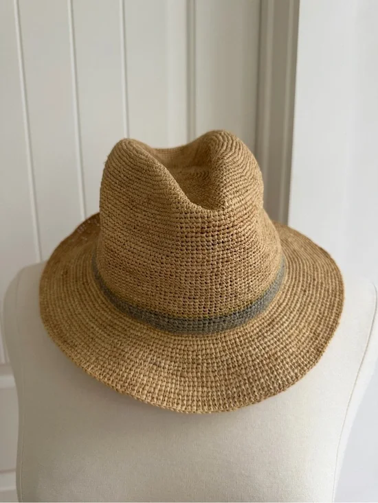 Tommy Bahama Natural Brown Straw Fedora with Gray Accent