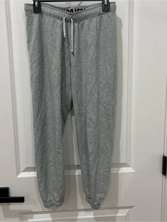 Nike Light Gray Men's Fleece Joggers with Drawstring