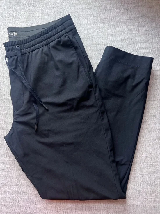 Dockers Go Airweave Slim Jogger Pants