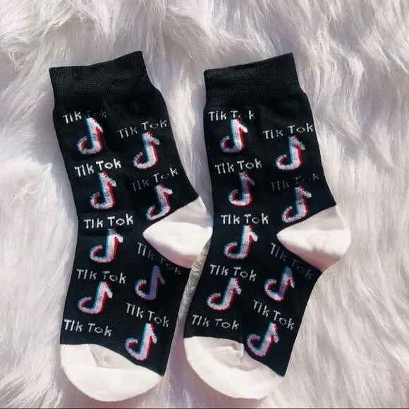 TikTok socks‎