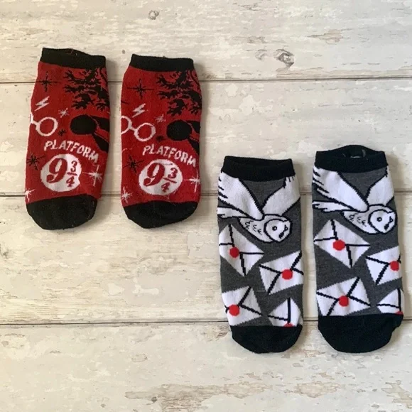 Harry Potter Socks Set of 2 Hedwig Owls Platform 9 3/4 Red Ankle Mens Womens NEW