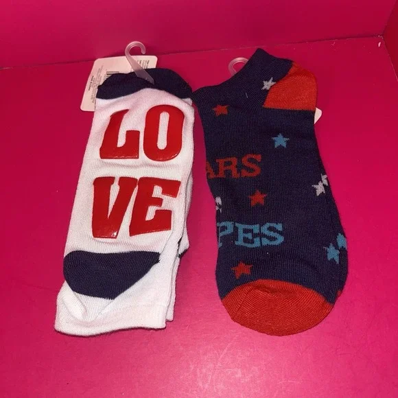 Ladies' Novelty Low Cut Socks Patriotic, USA Flags Size‎ 4-10, Lot of 2, NEW