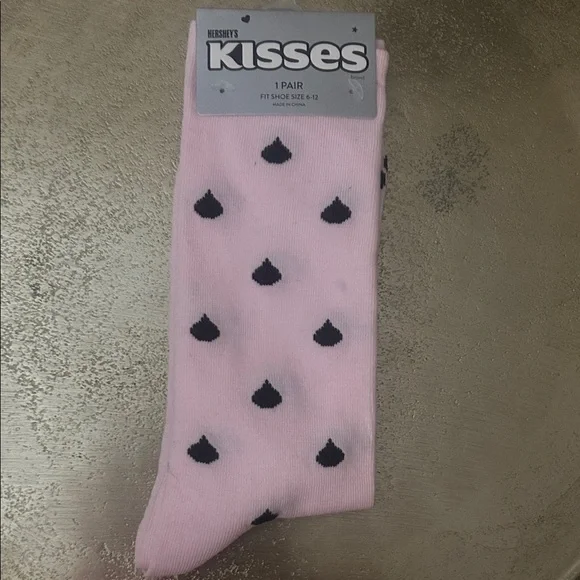 Hersheys Kisses Novelty Pink Socks- great stocking stuffer!
