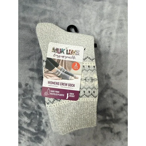 Muk Luk Women’s  2 Pair Pack Crew Height Socks size 6-11 Gray