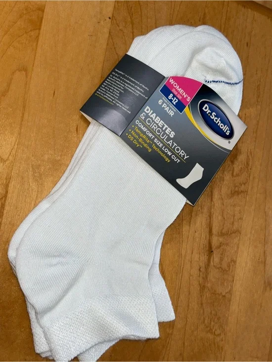 Dr. Scholl's Women's White Low-Cut Comfort Socks - Diabetes & Circulatory