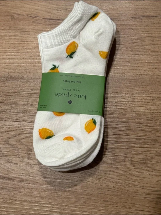 kate spade White Low-Cut Socks with Yellow Lemon Motif