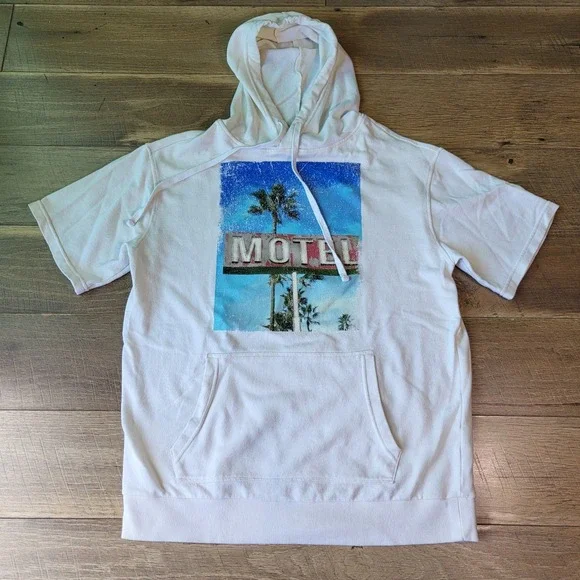 No Boundaries Mens White Short Sleeve Hoodie Motel Graphic Print Large 42-44