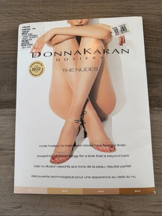 NWT Donna Karan M The Nudes control top B02