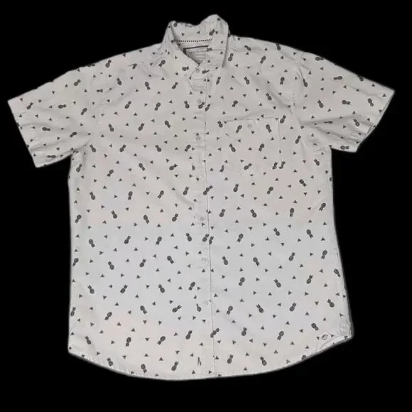 Free Planet Short Sleeve Button Up Mens Size Large White With Black...