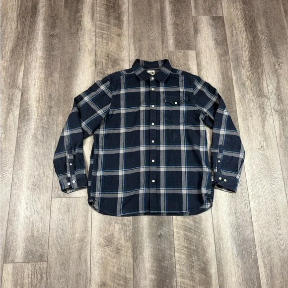 North Face Mens Navy Plaid Button‎ Down Top