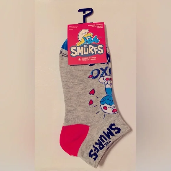 🔴Fun Novelty Socks Featuring Smurfs