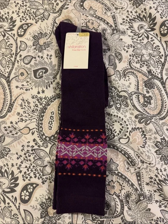 ⭐️Xhilaration Women Knee High Socks