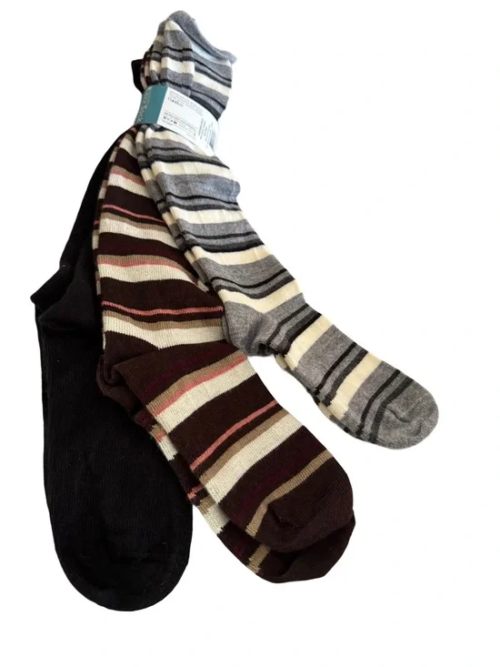 NWT  Hue Women's Knee HIgh Sock Assortment pack, 3-pack