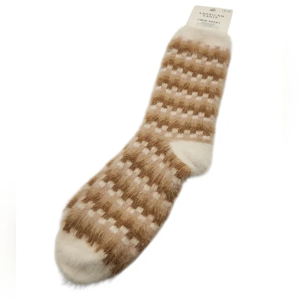 American Eagle Fuzzy Crew‎ Socks Nwt