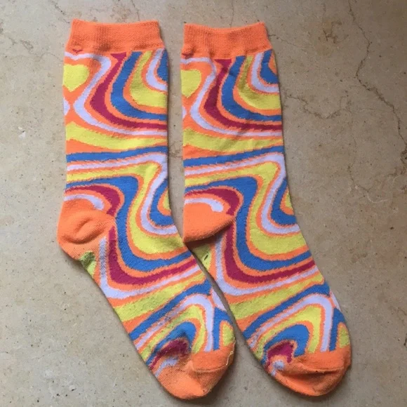 Colorful swirl ankle socks