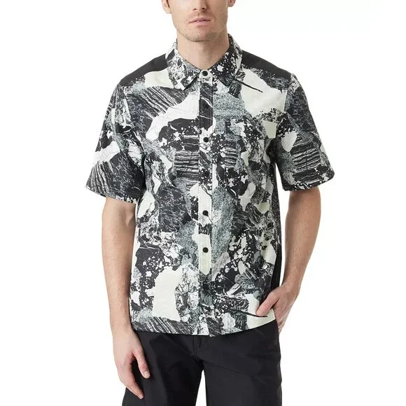 BASS OUTDOOR Trailer A.C. Shirt Men's S Black Beauty/Rock Camo Spread Collar S/S