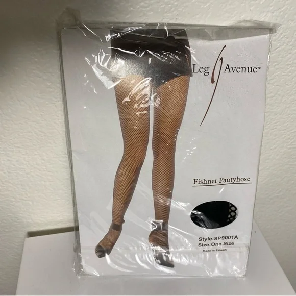 Leg Avenue Black Fishnet Pantyhose One Size NWT