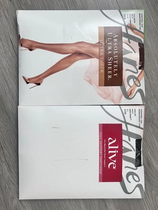 2-Hanes Control Top Reinforced Toe Pantyhose, Barely Black/Barley There Size D