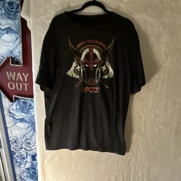 Disney EPCOT Viking Helmet‎ T Shirt Mens XXL Black Graphic Norway Pavilion Tee