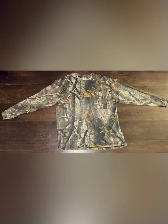 Liberty Men’s XL Camouflage Long Sleeve Hunting Shirt Tree Camo Cotton Pocket