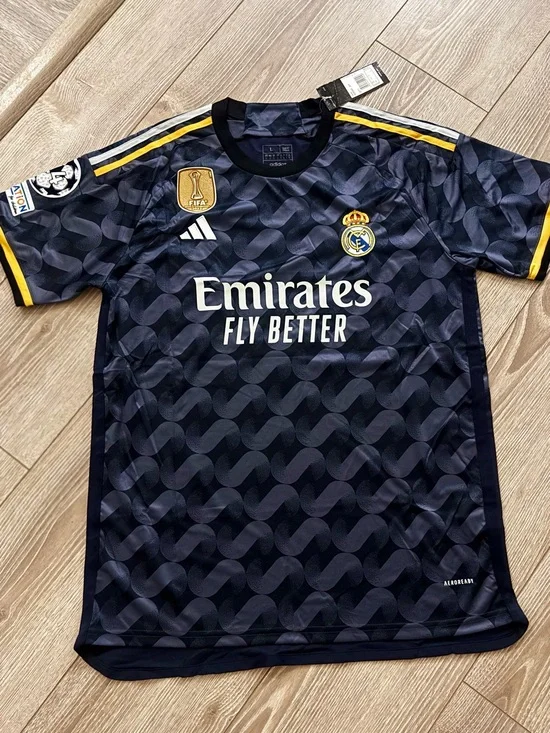 Real Madrid #7 Vini Jr. Soccer Jersey – New with Tags