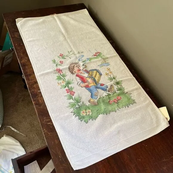 VTG Hedgehog Accordion Terry Guest Towel Alpine Folk Art Storybook Linen