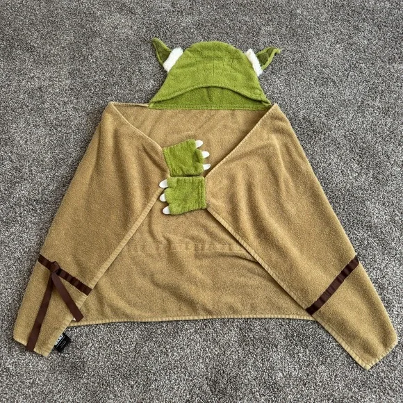 Star Wars Wearable Yoda Bath Shower Bathroom Towel Youth Robe‎ Ears Hands