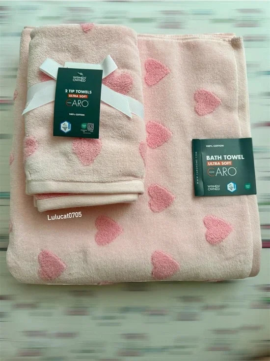 CARO HOME NWT Pink Hearts set of 3 (1 bath towel and 2 tip towels) 100% cotton