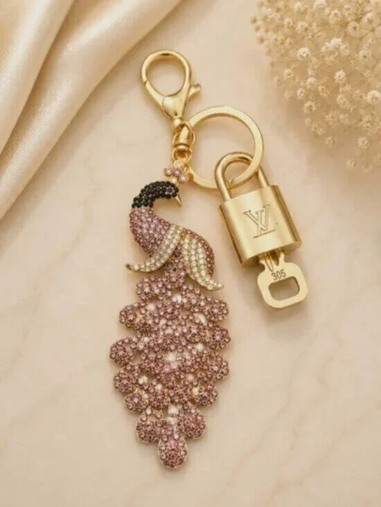 Authentic Louis Vuitton Gold Padlock & Key 🔒 LV Bag Charm Unbranded Keychain