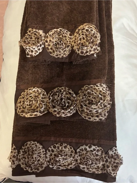 Avanti Brown Plush Towel with Subtle Texture