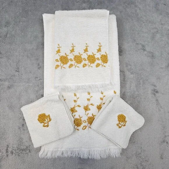 Vintage Dundee Rose Gold Embroidered Towel Set 1 Bath 1‎ Hand 2 Washcloths USA
