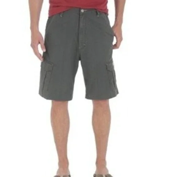 NWT Wrangler Men's Cargo‎ Shorts Charcoal Gray Size 36 Inseam 9