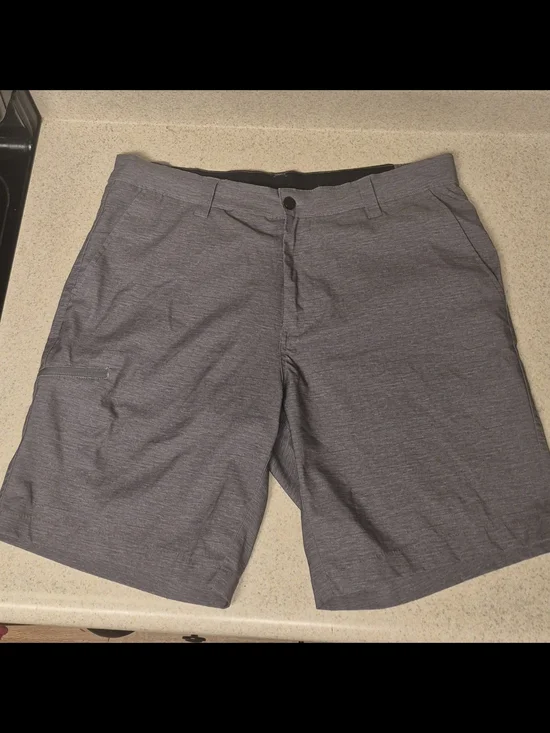 Hawke & Co Men's Performance Grey Stretch Shorts Size 34
