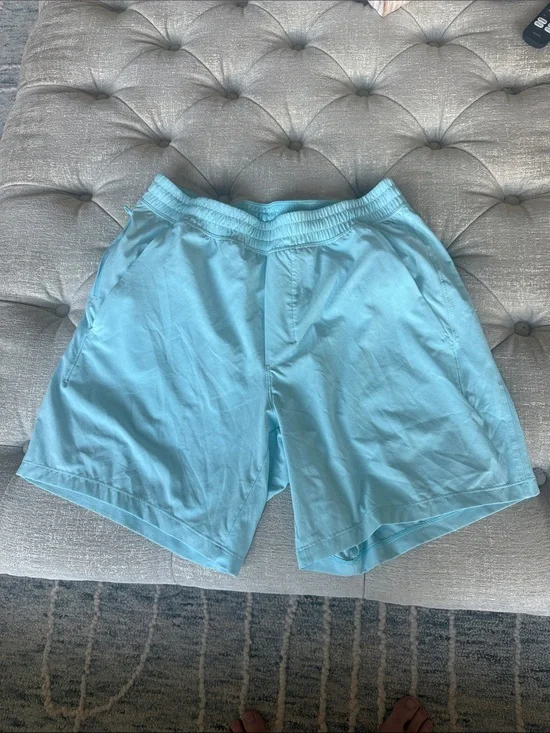 Lululemon‎ men’s M Light Blue pace Breaker Shorts