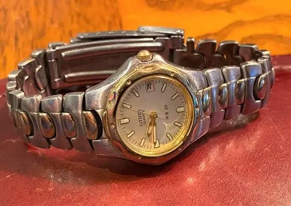 Women's 25mm Two Tone Citizen Watch, WR 50M, Date