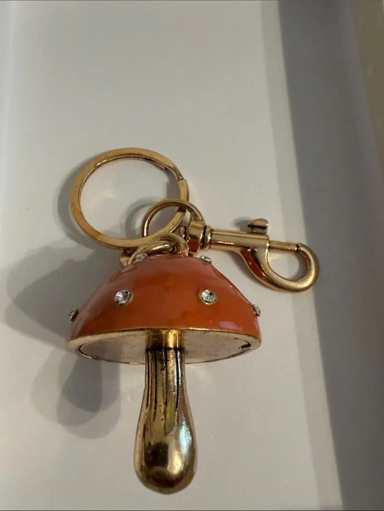 Gold Mushroom Keychain-NWOT