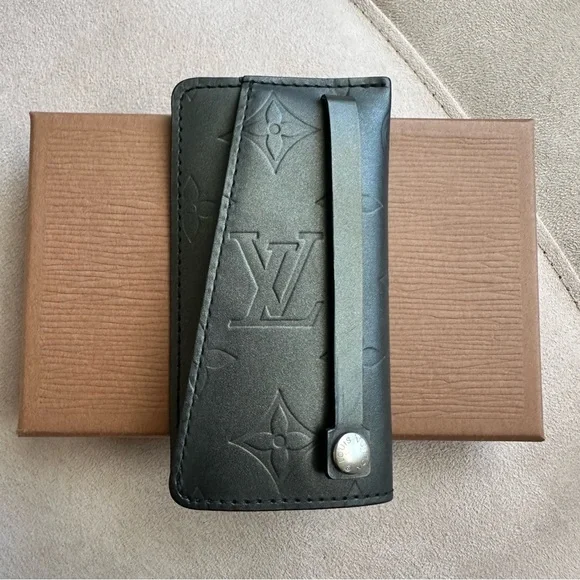 Louis Vuitton Monogram Matte Clochette Key Holder – Charcoal Grey Authentic